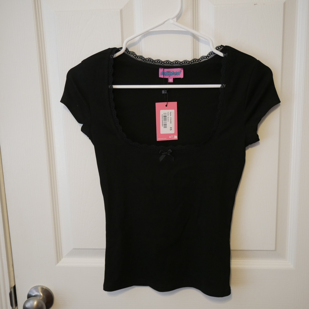 Edikted Black Fitted Short Sleeve T-Shirt